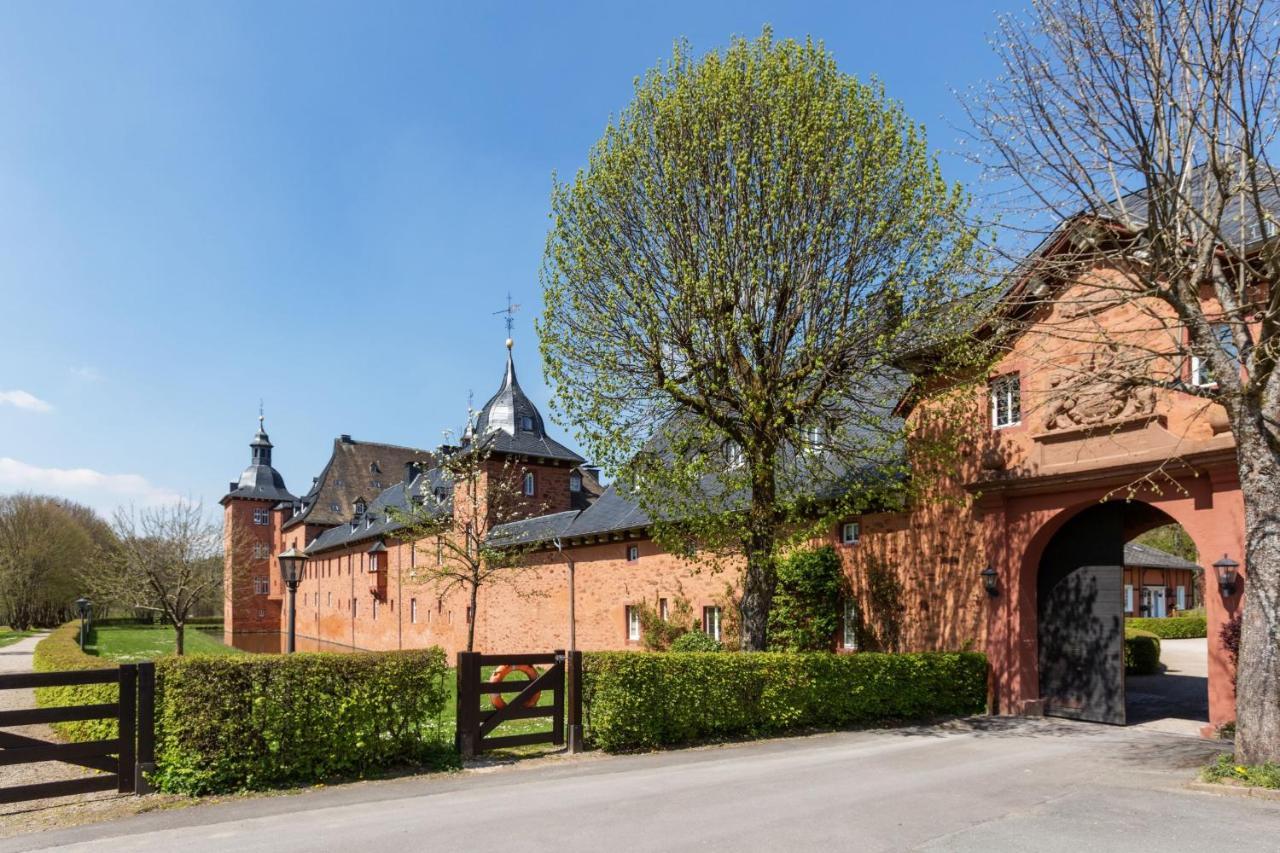 Ferienwohnung Saalstube - Schloss Adolphsburg Kirchhundem Eksteriør billede